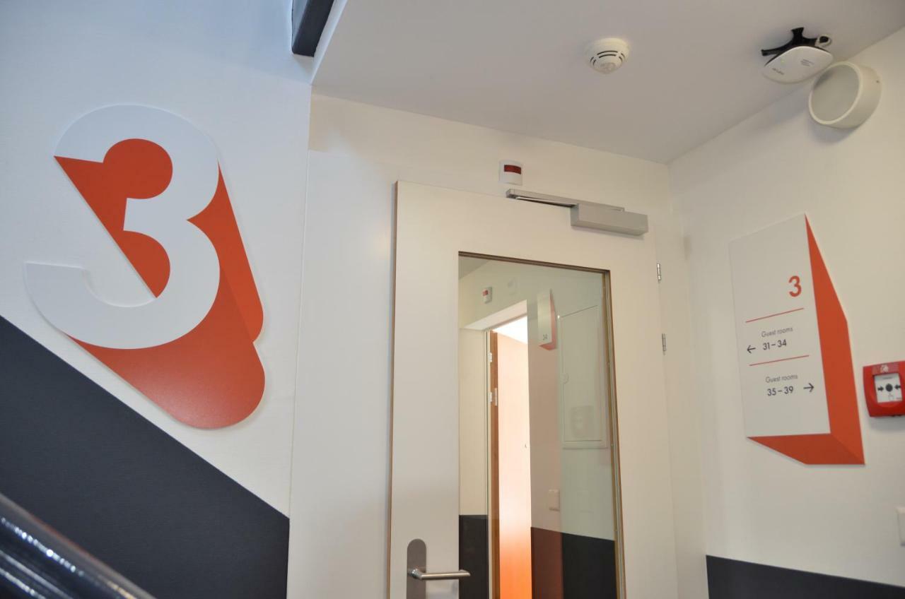 Easyhotel Zuerich West 外观 照片